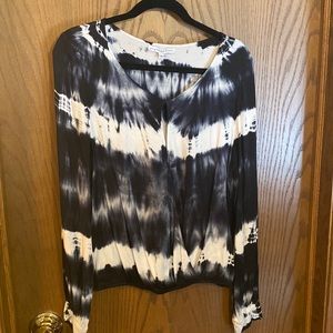 Beautiful long sleeve Tie-Dye blouse in great used cotton.